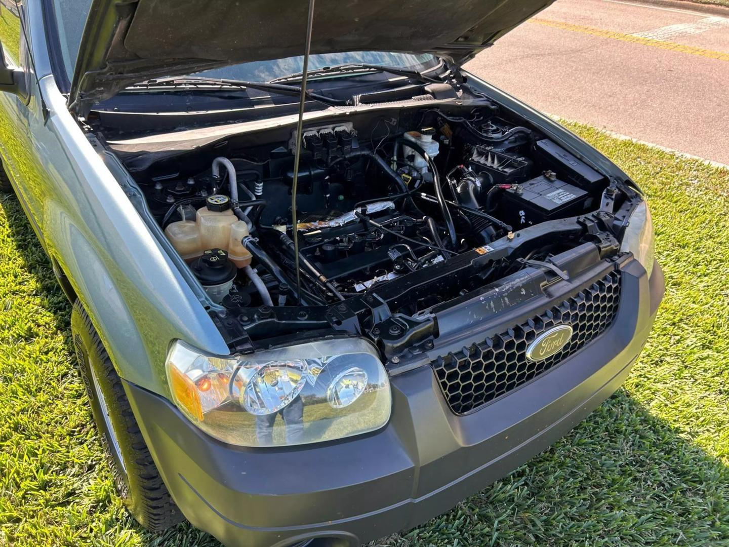 2006 Ford Escape XLS photo 17