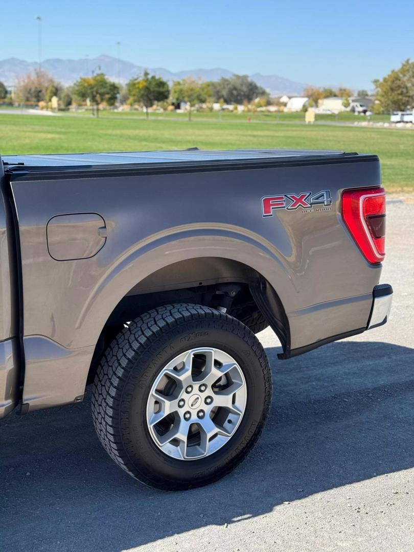 2021 Ford F-150 XLT photo 8