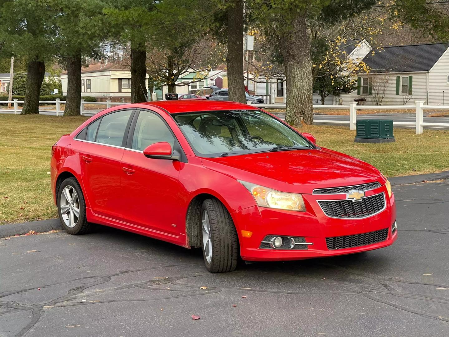 2013 Chevrolet Cruze 2LT photo 3