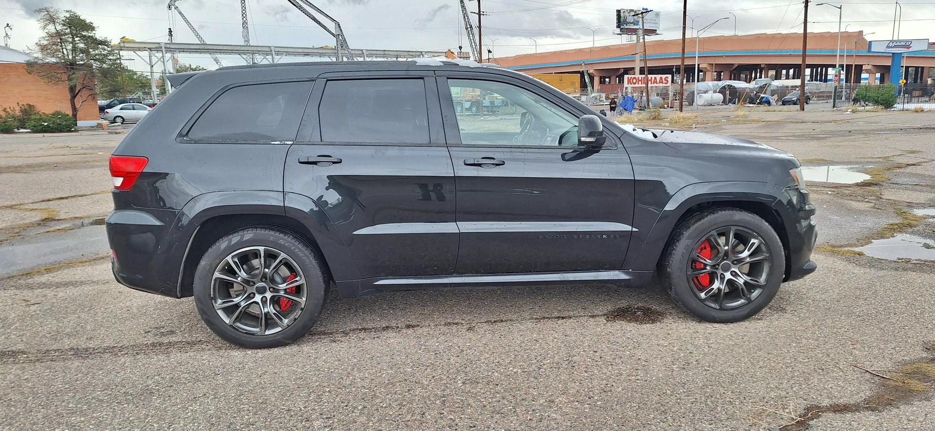 2013 Jeep Grand Cherokee SRT-8 photo 4