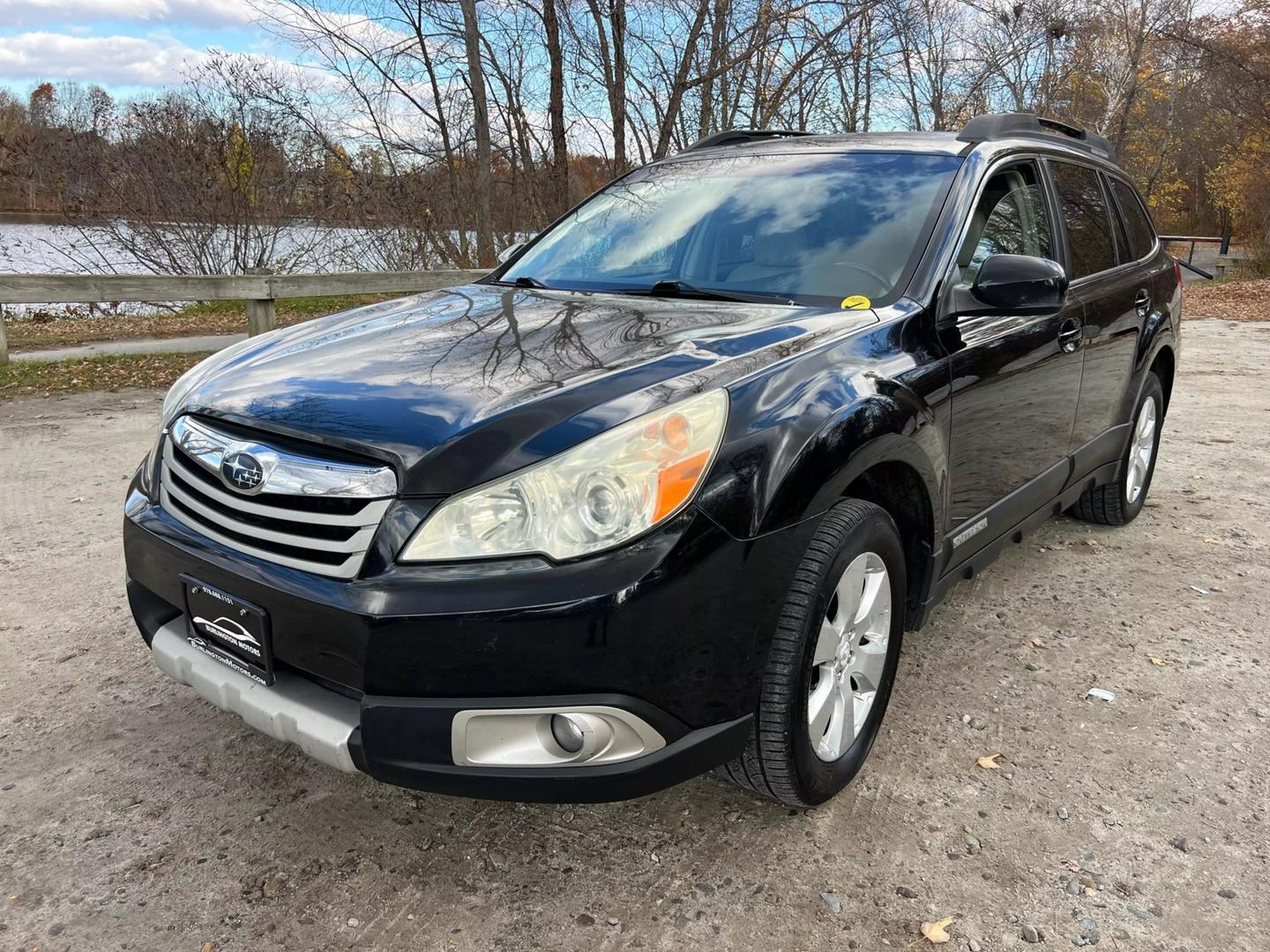 Subaru Outback's photo