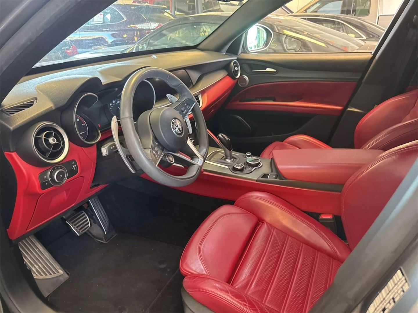 2018 Alfa Romeo Stelvio - Image 5
