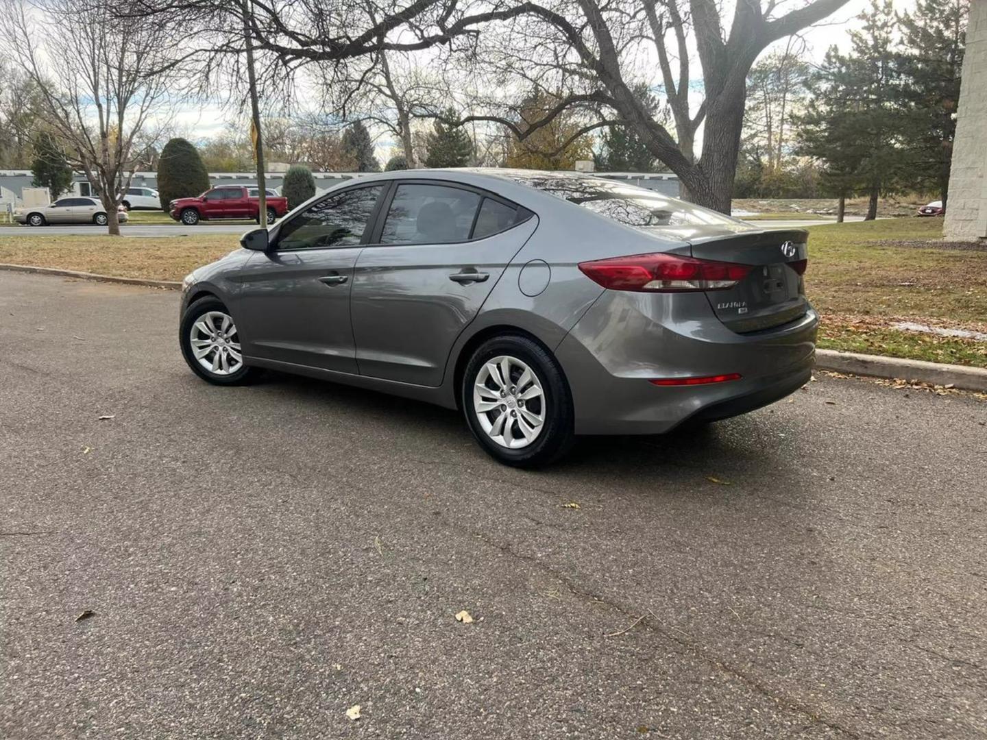 2018 Hyundai Elantra SE photo 10