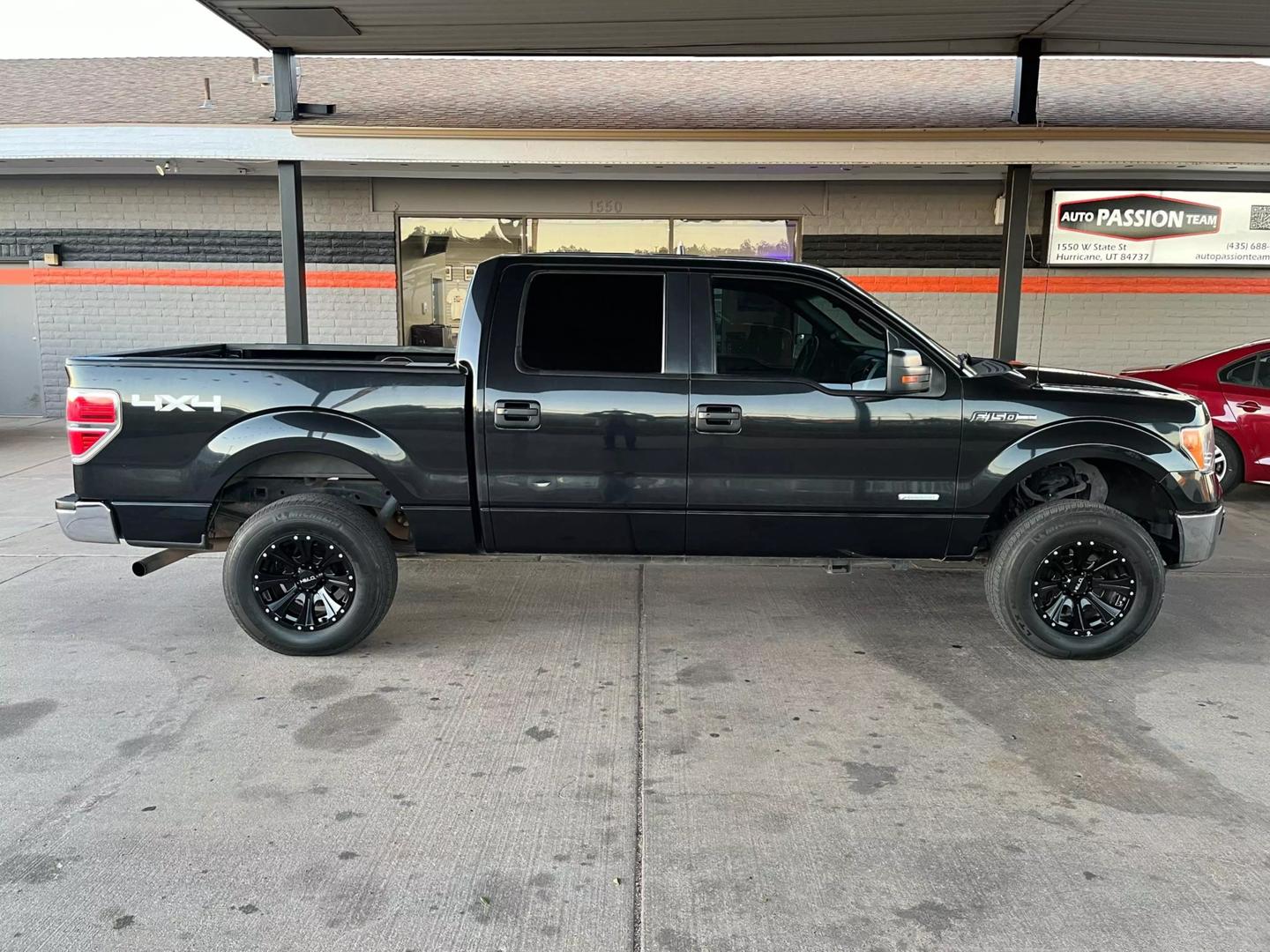 2013 Ford F-150 XLT photo 6