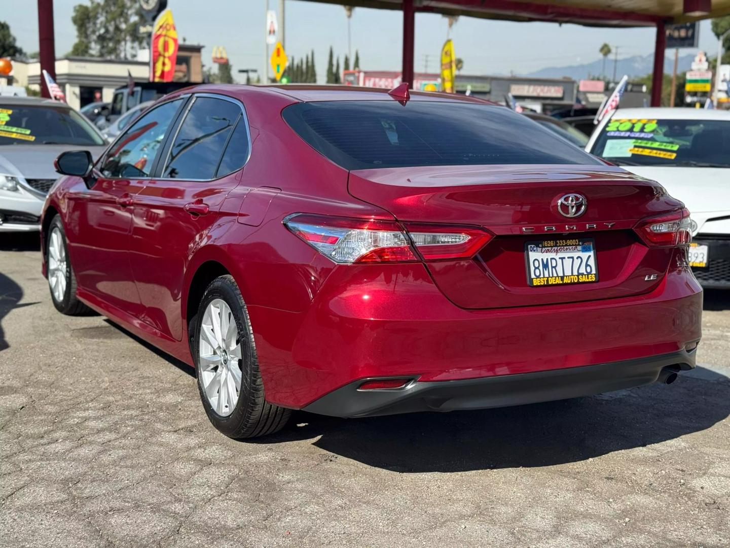 2019 Toyota Camry LE photo 2