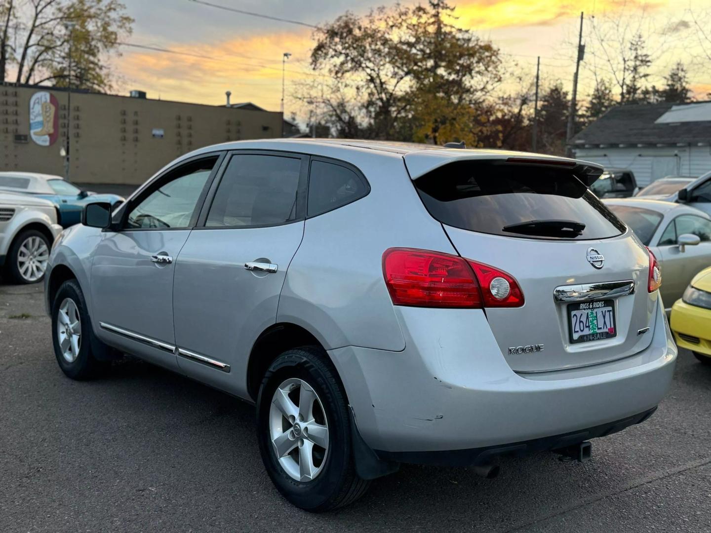 2012 Nissan Rogue S photo 8