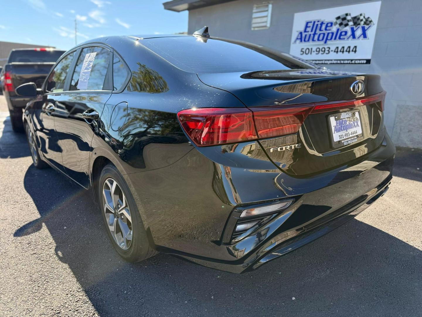 2021 Kia Forte LXS photo 2