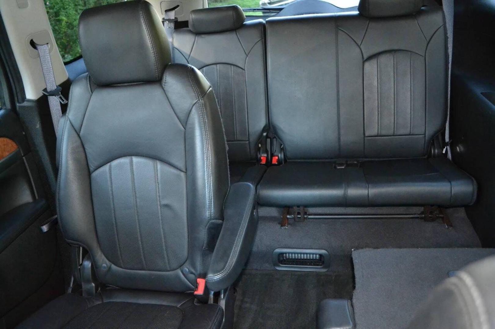 2012 Buick Enclave Leather photo 16