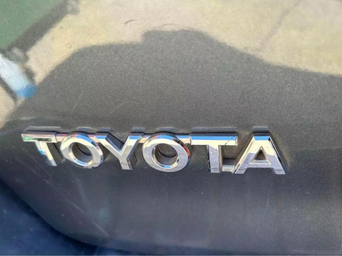 2008 Toyota Sequoia Limited photo 19