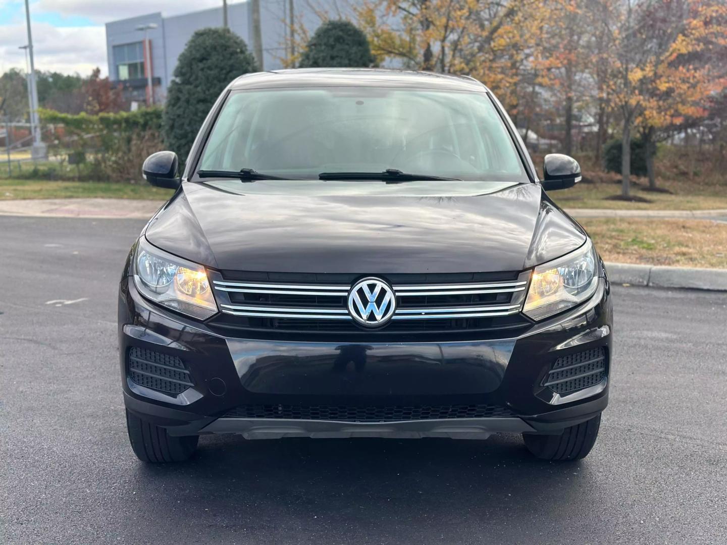 2014 Volkswagen Tiguan S photo 12