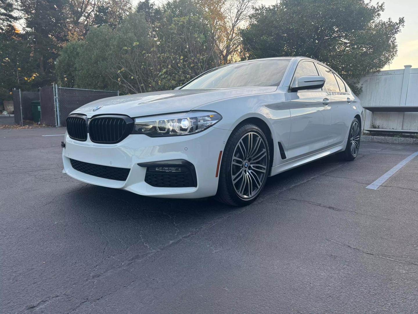 2019 BMW 5 Series 540i photo 5