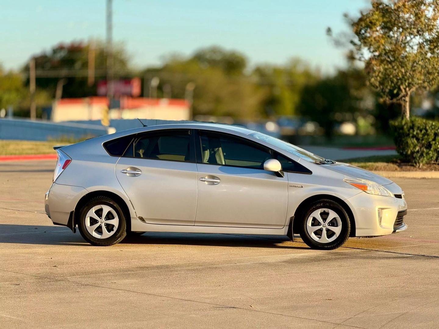 2012 Toyota Prius One photo 6