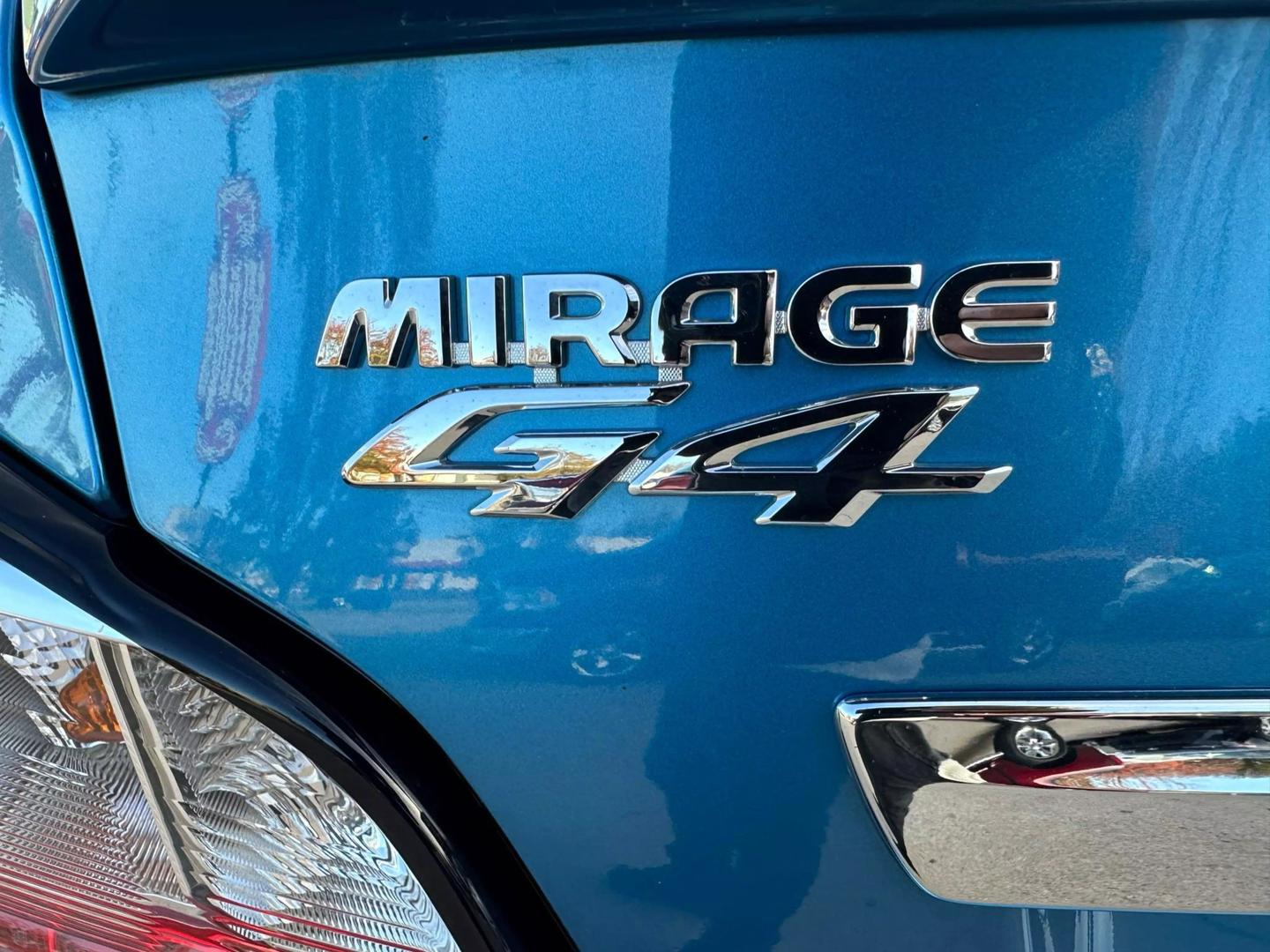 2024 Mitsubishi Mirage G4 SE photo 10