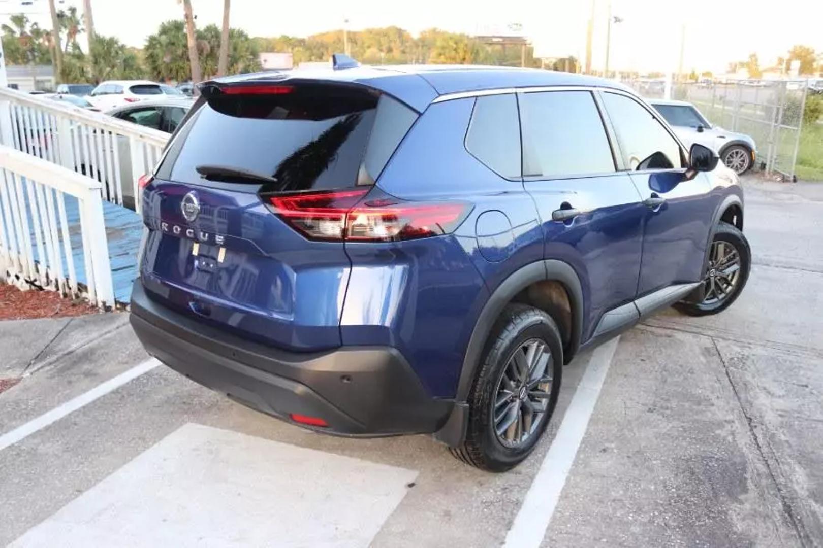 2021 Nissan Rogue S photo 4