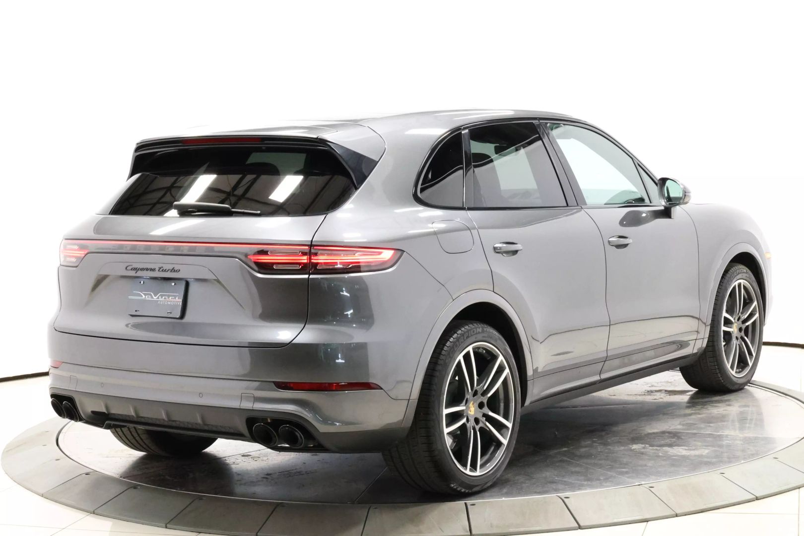 2020 Porsche Cayenne - Image 58
