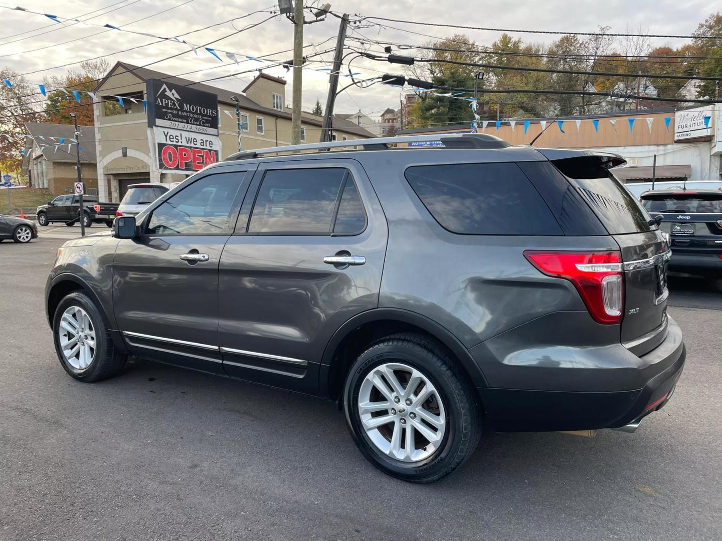 2015 Ford Explorer XLT photo 10