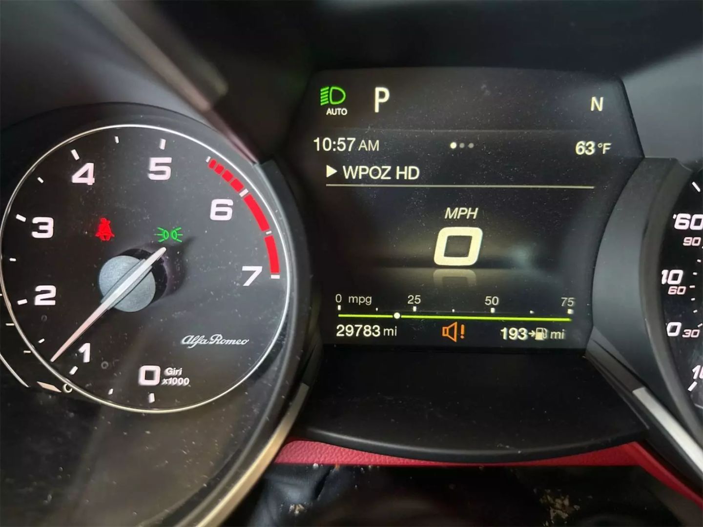 2018 Alfa Romeo Stelvio - Image 8