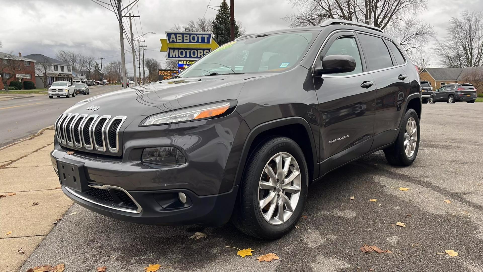 2016 Jeep Cherokee Limited photo 9