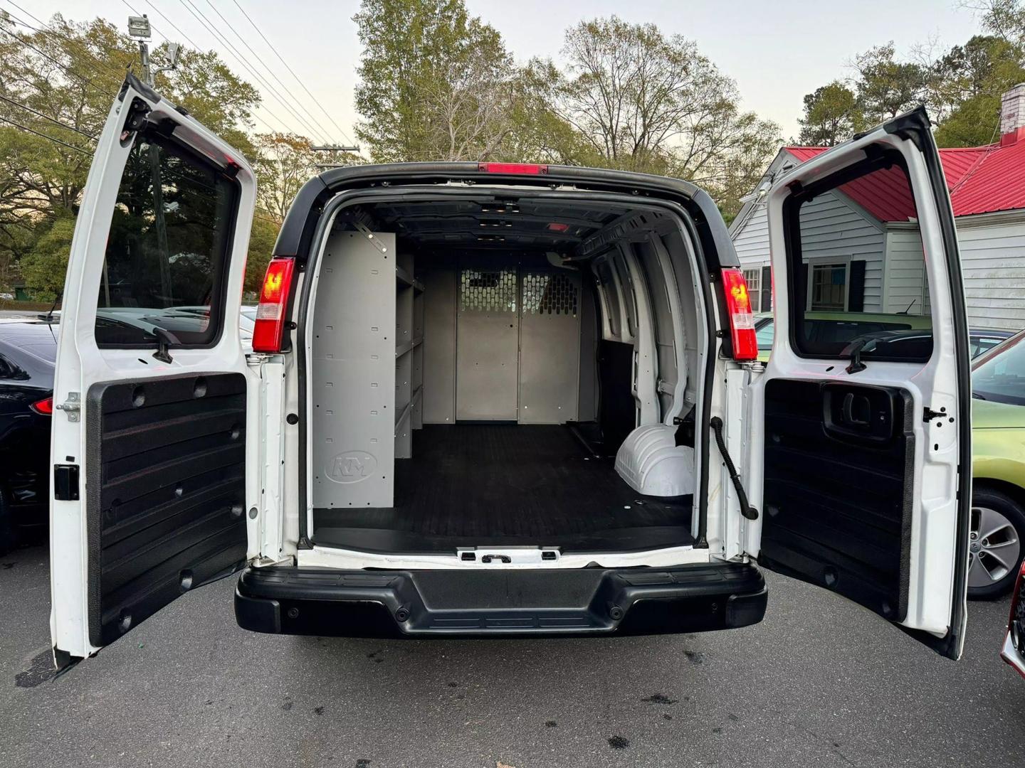 2020 Chevrolet Express Cargo Work Van photo 9