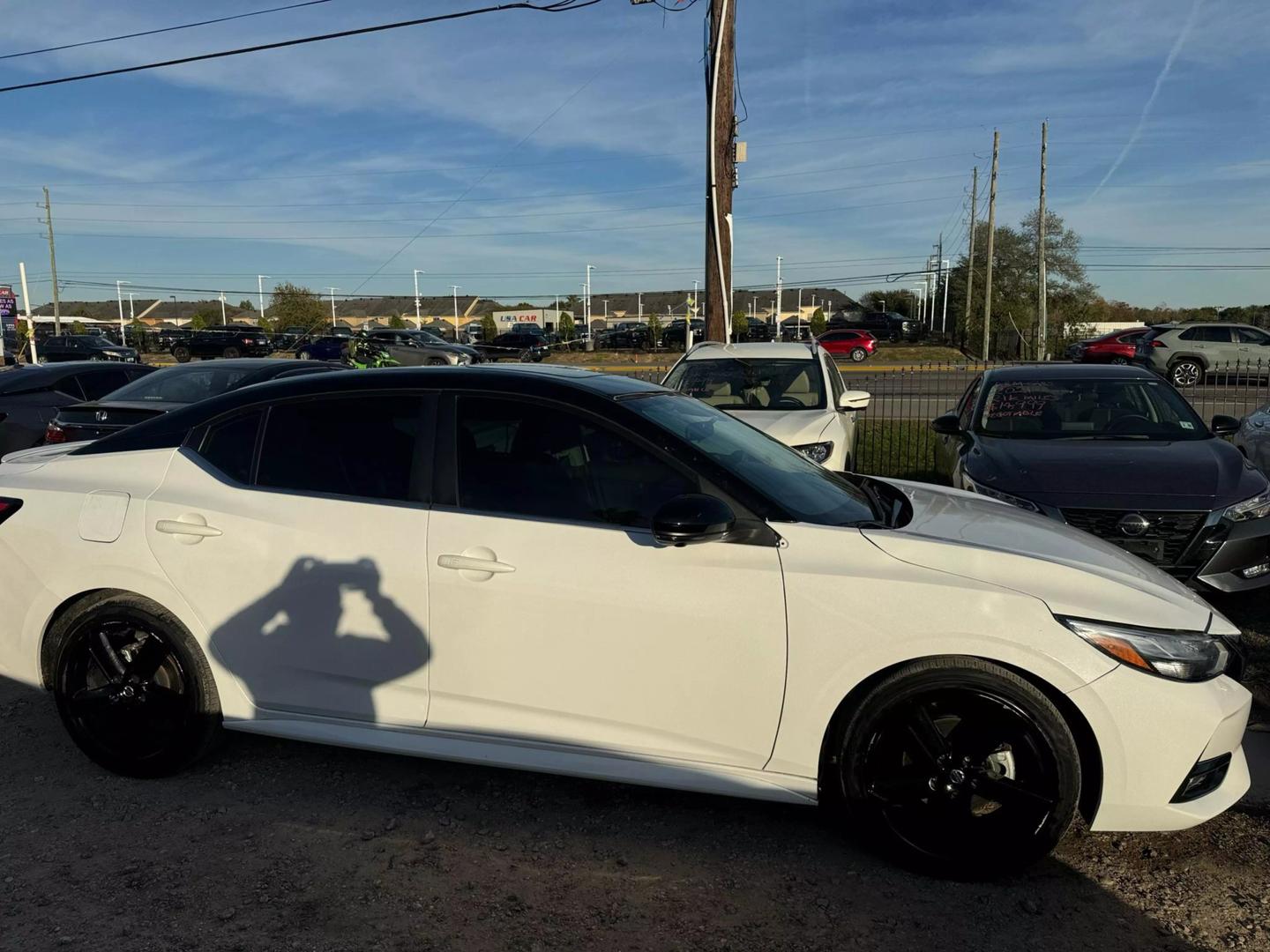 2022 Nissan Sentra SR photo 8