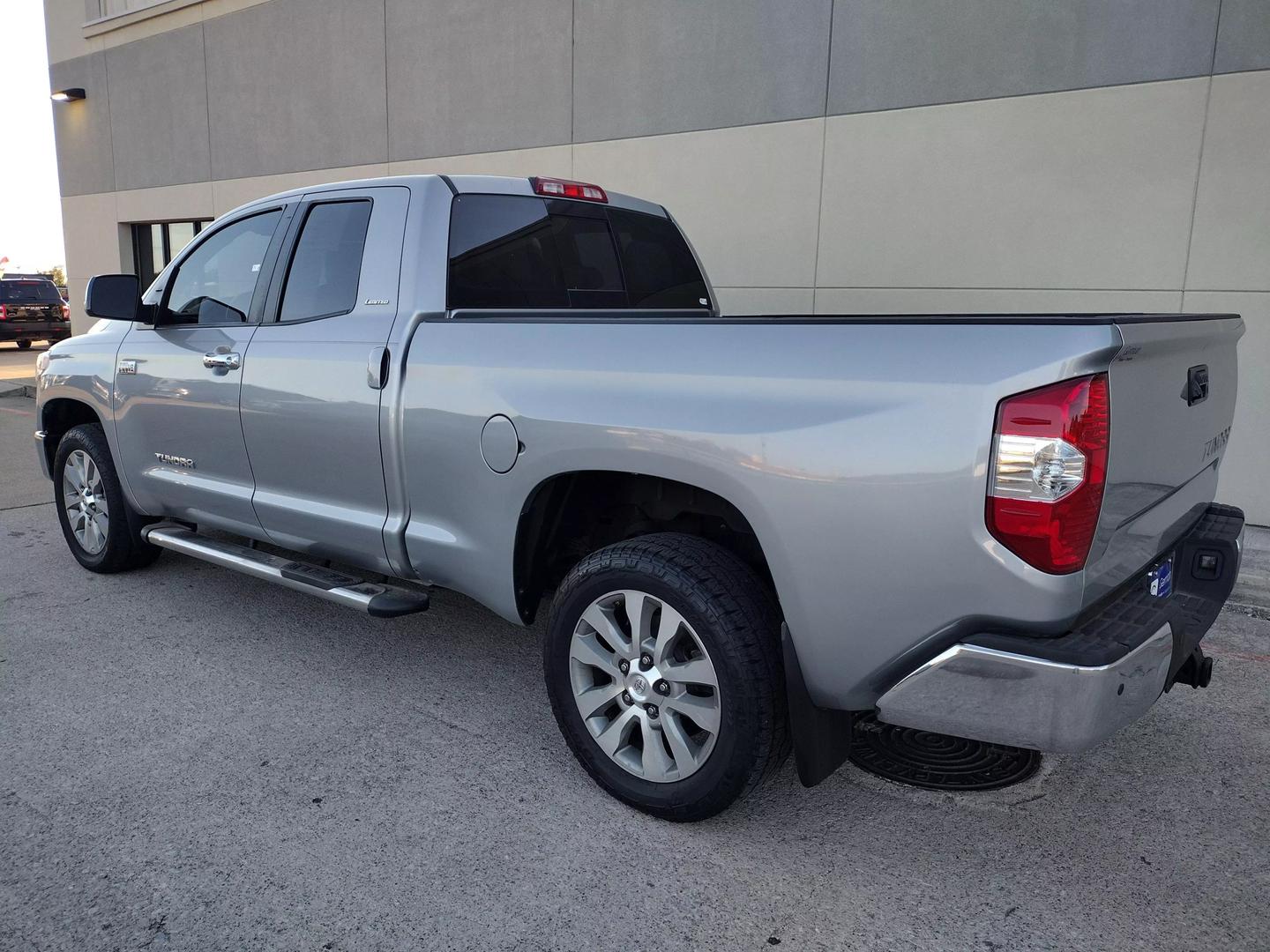 2014 Toyota Tundra Limited photo 8