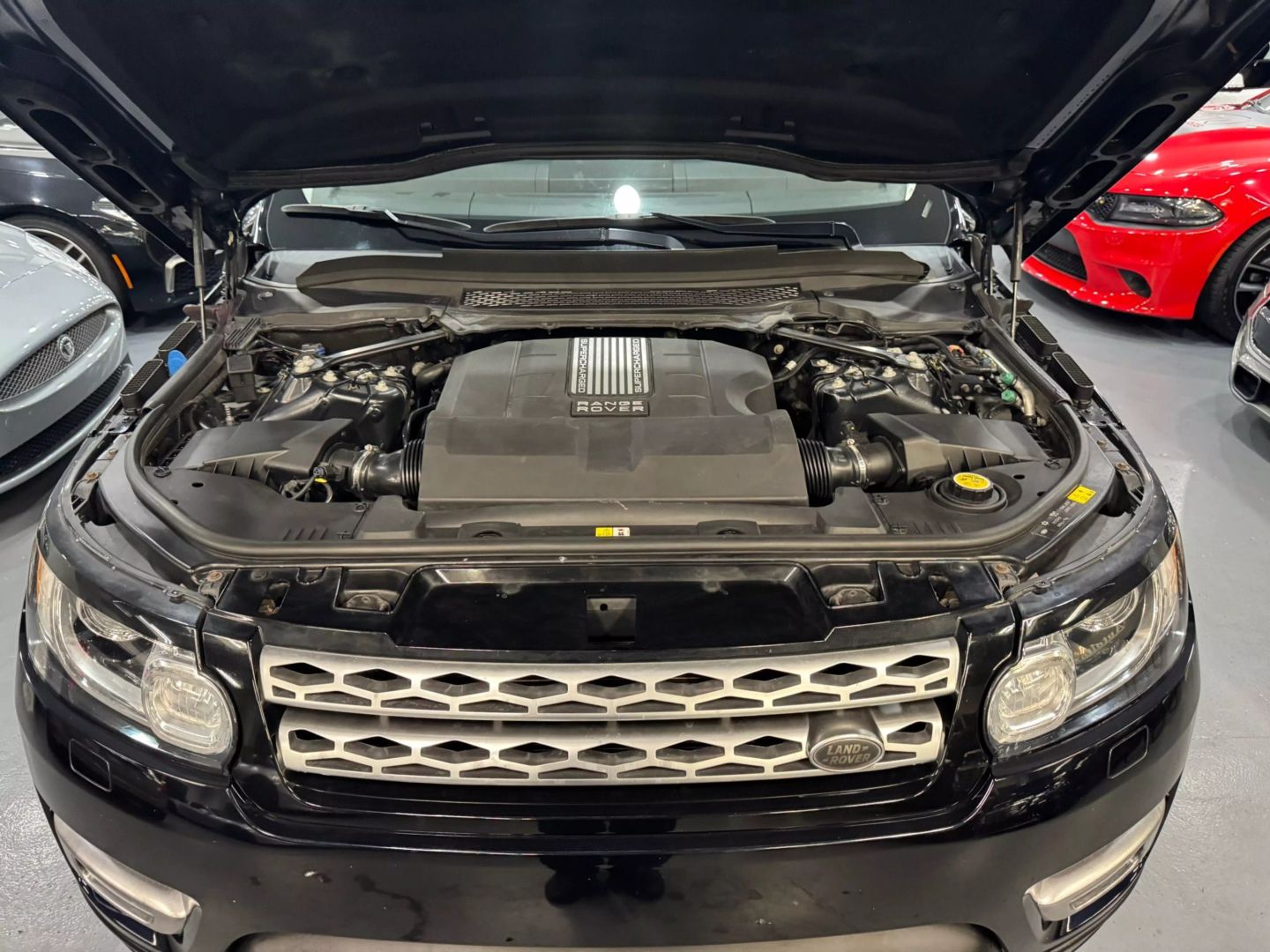 2014 Land Rover Range Rover Sport Hse Sport Utility 4d - Image 25