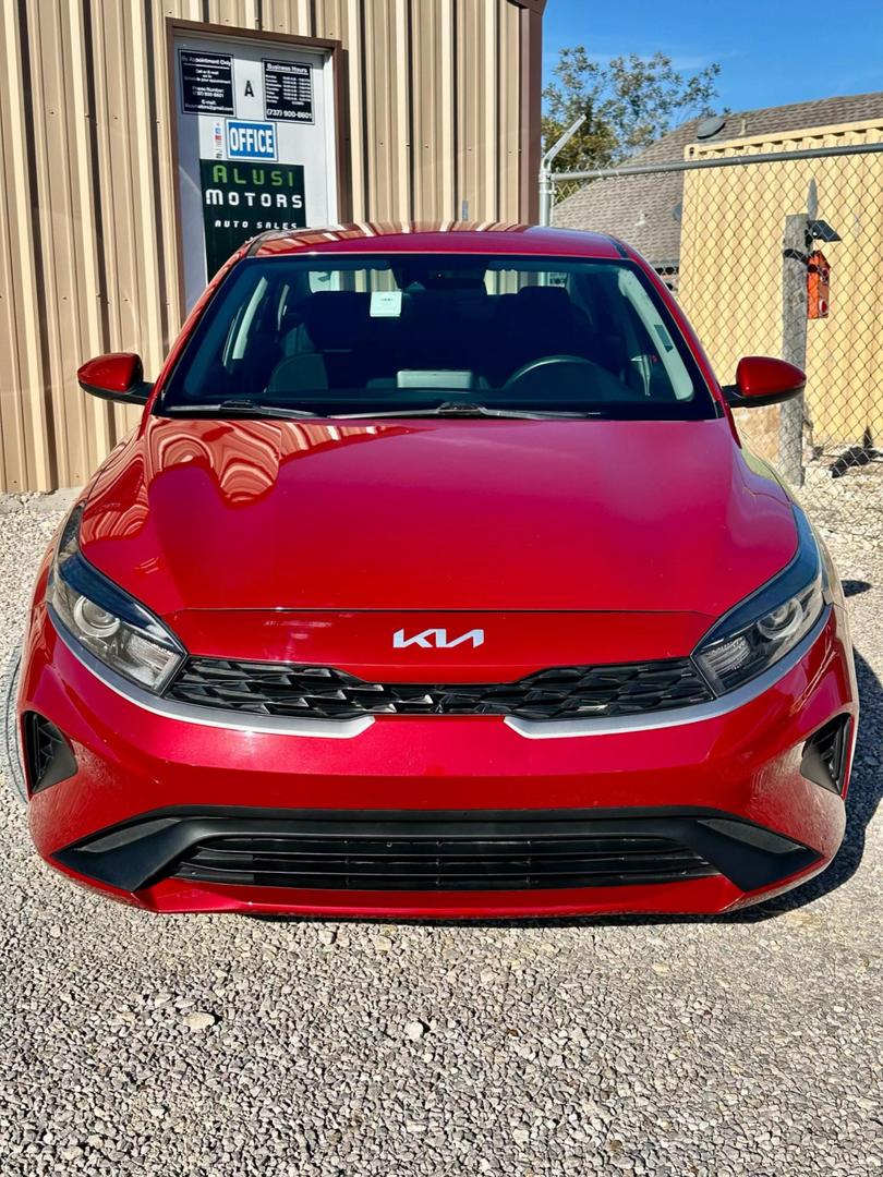 2022 Kia FORTE LXS photo 2