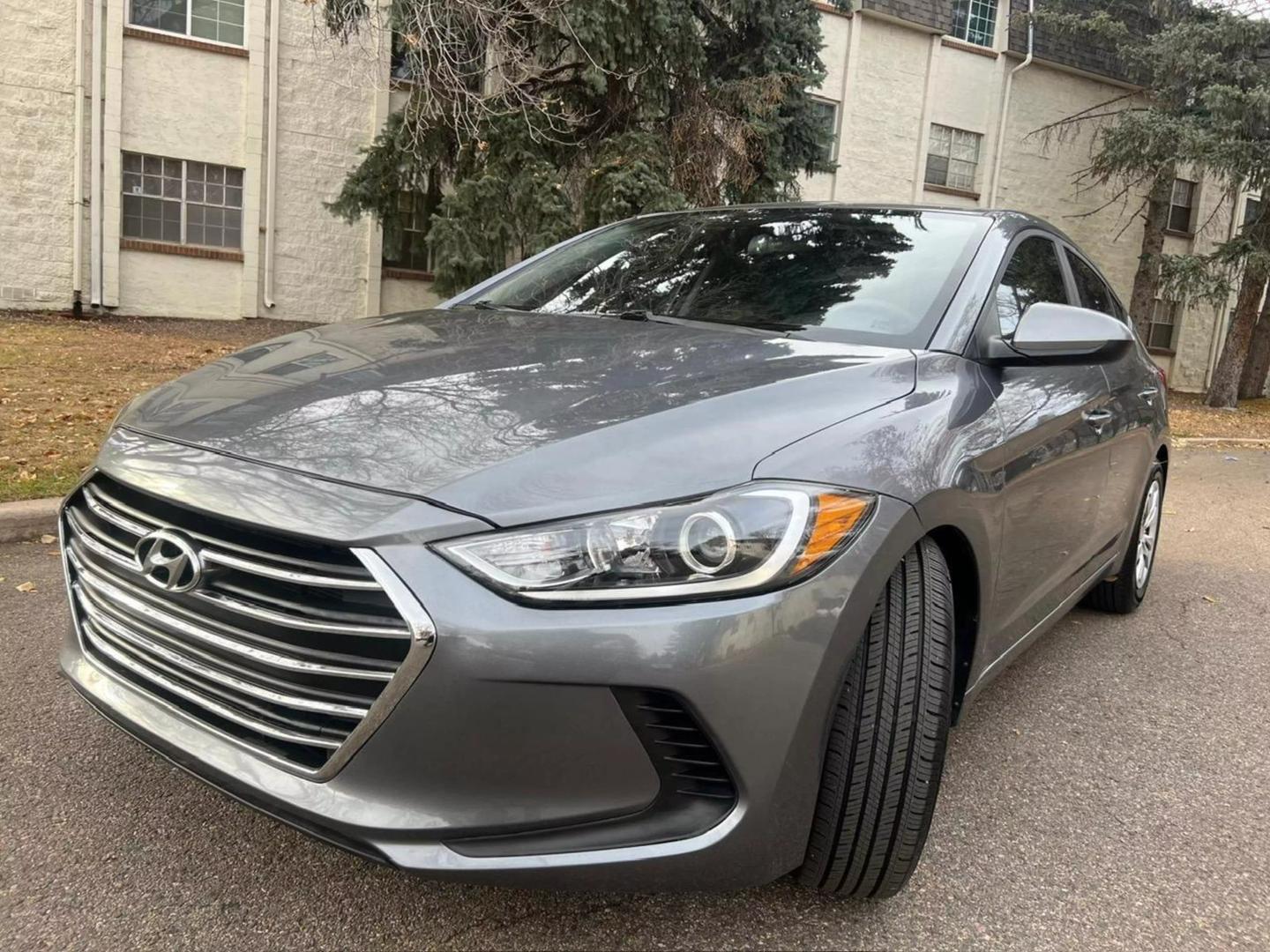 2018 Hyundai Elantra SE photo 3