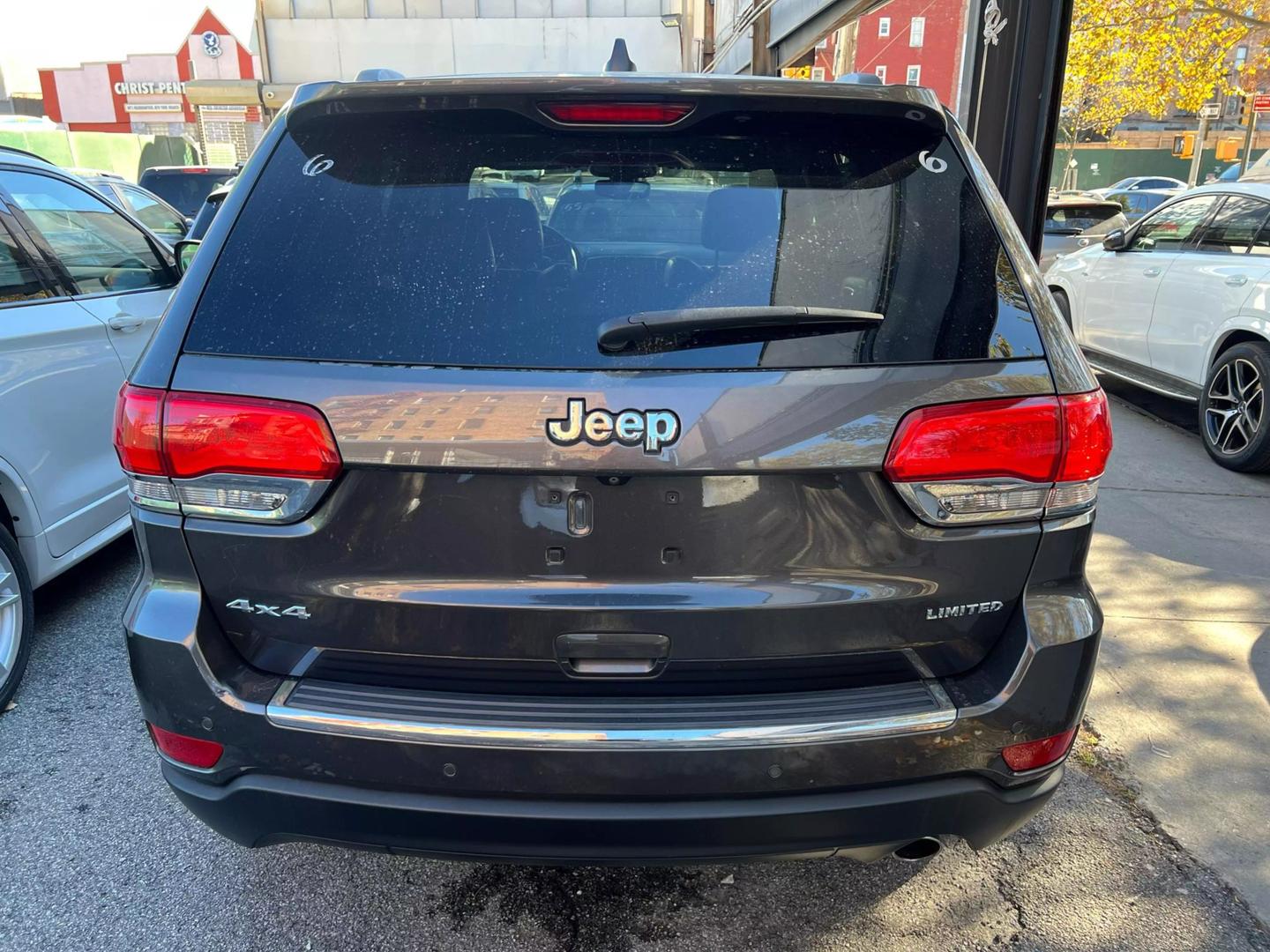 2019 Jeep Grand Cherokee Limited photo 6