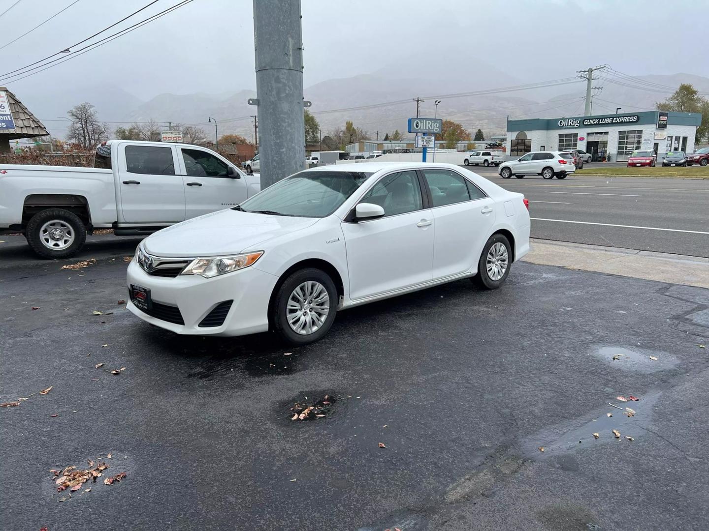 2014 Toyota Camry LE Hybrid photo 6