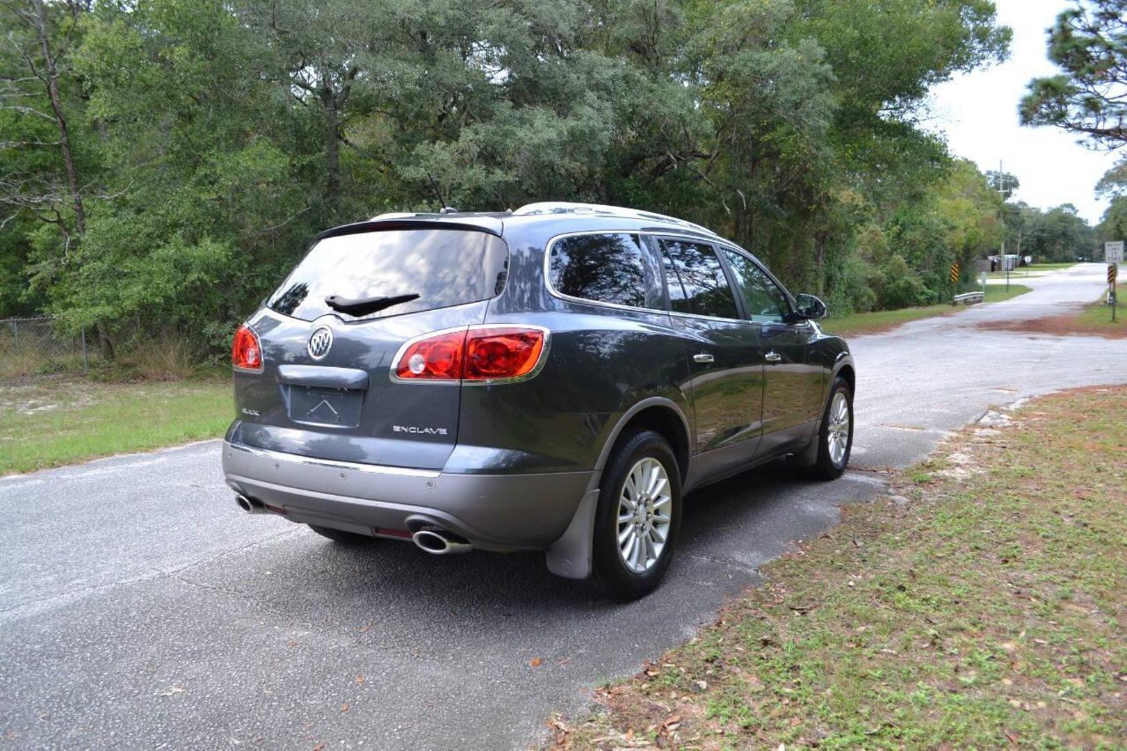 2012 Buick Enclave Leather photo 21