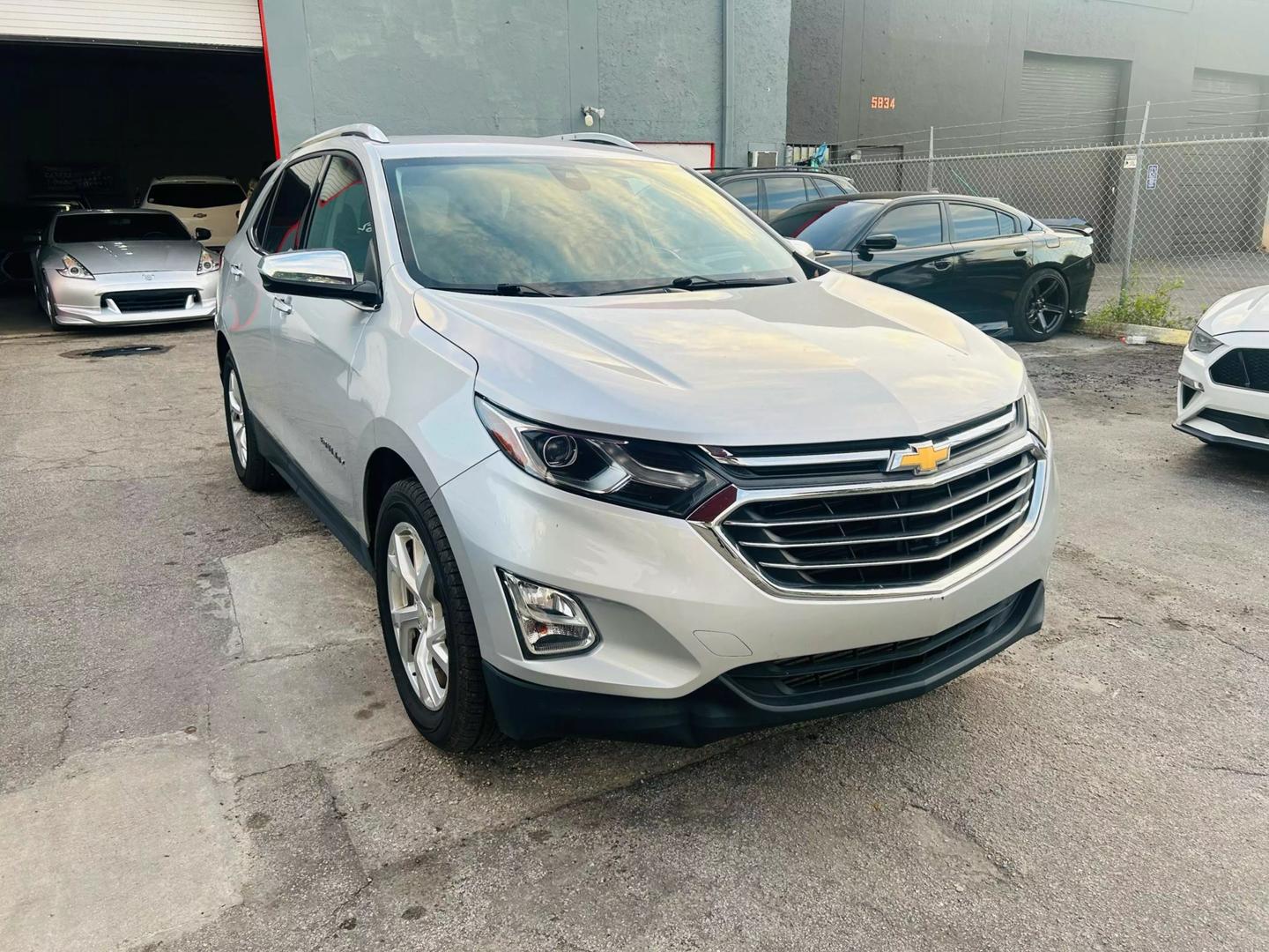 2018 Chevrolet Equinox Premier photo 3