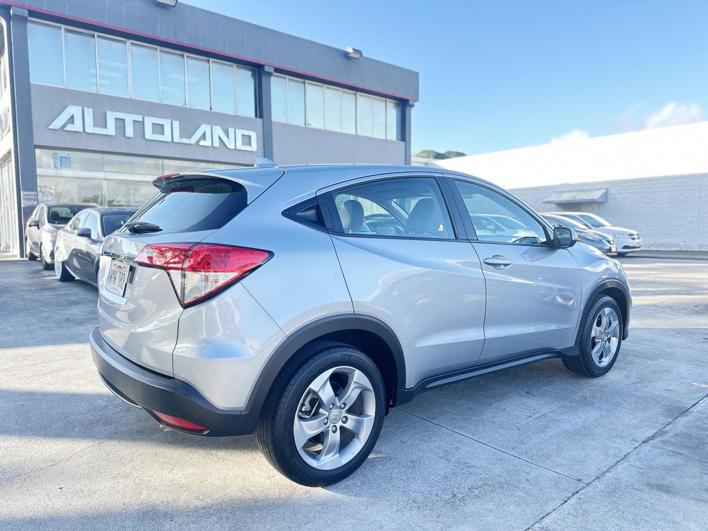 2022 Honda HR-V LX photo 8