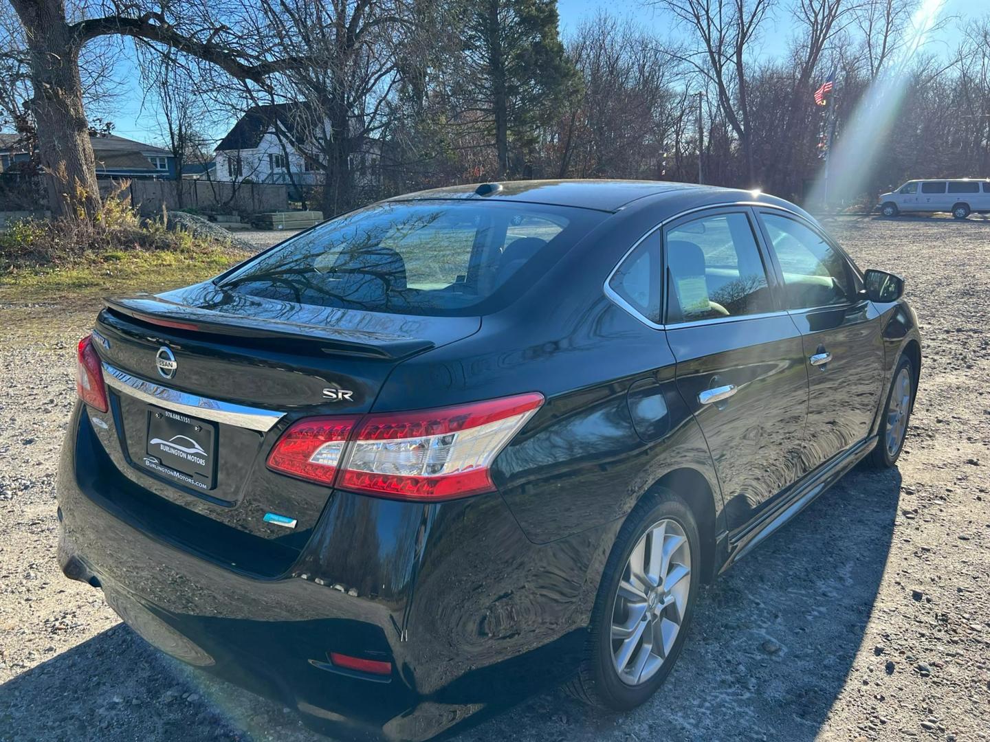 2014 Nissan Sentra SR photo 5