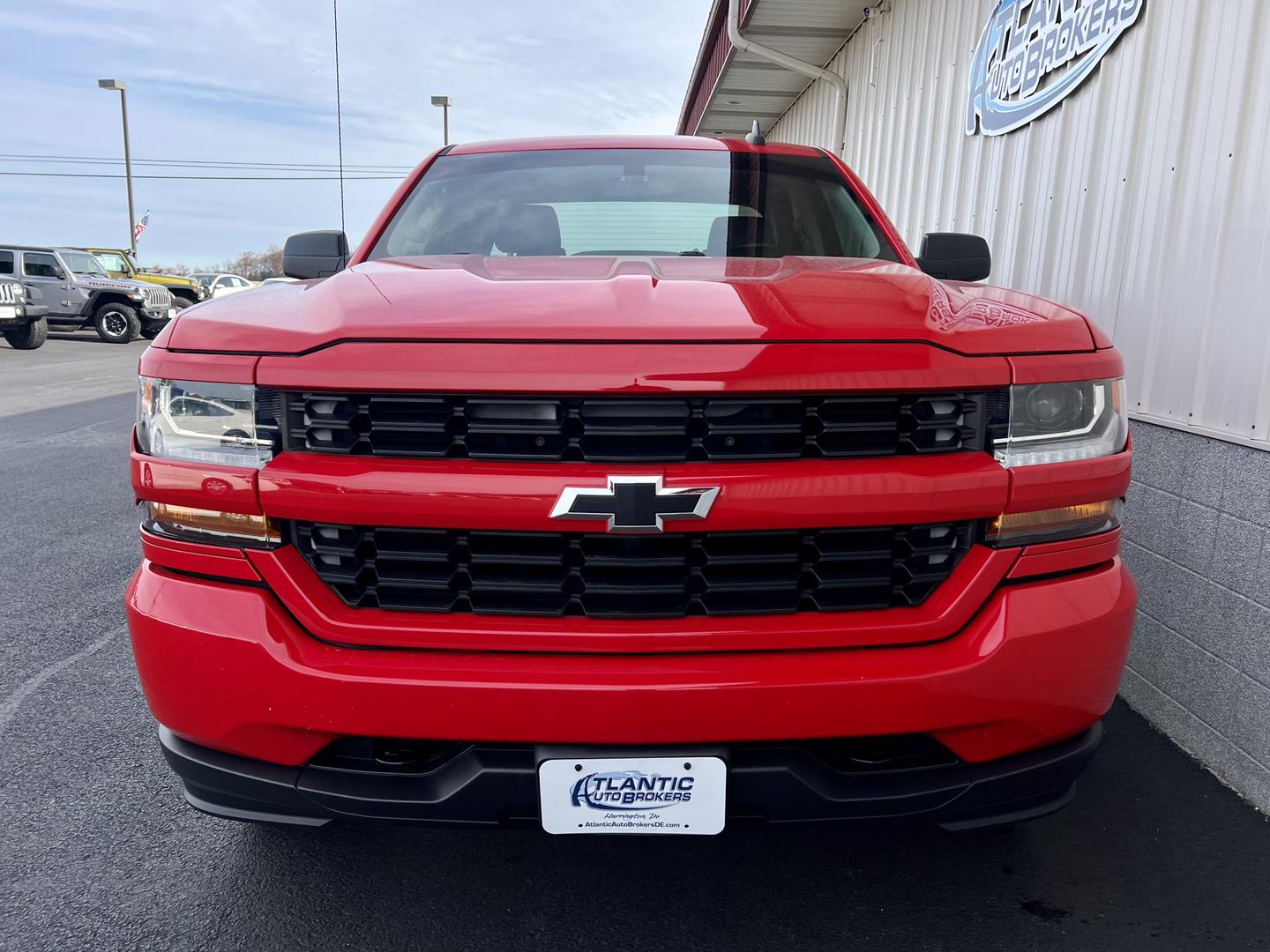 2017 Chevrolet Silverado 1500 Custom photo 6