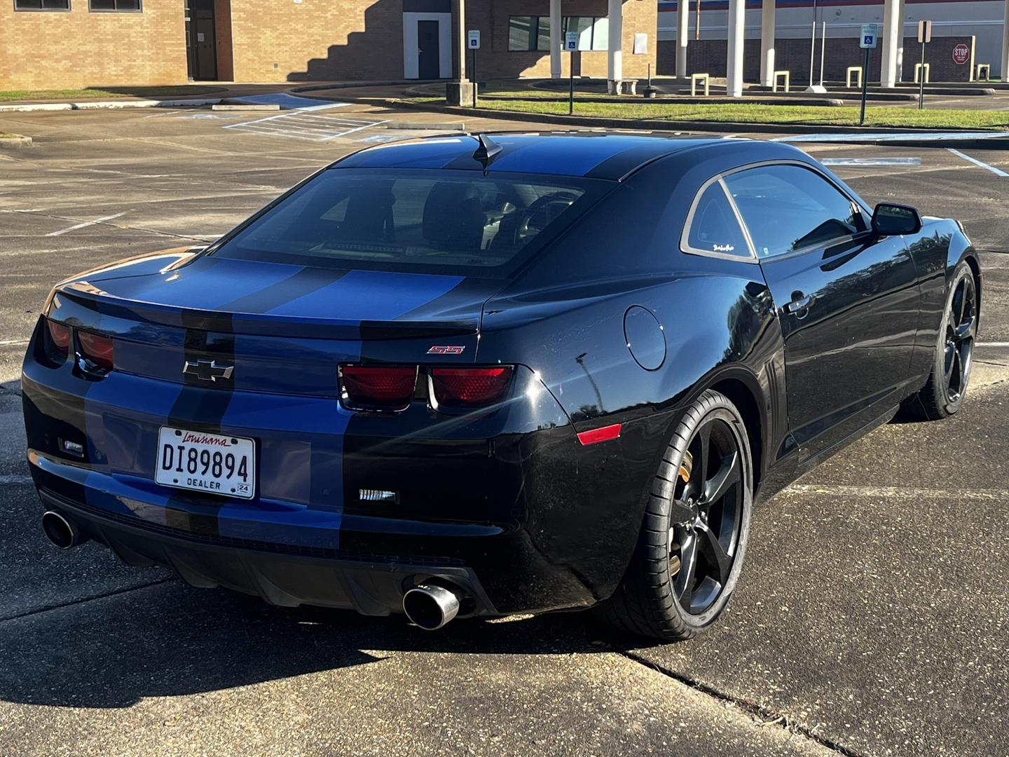 2011 Chevrolet Camaro 2SS photo 3