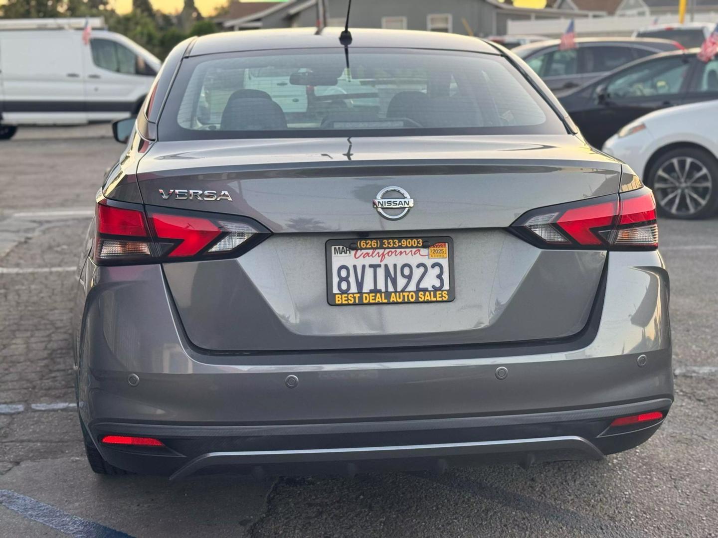 2021 Nissan Versa Sedan S photo 6