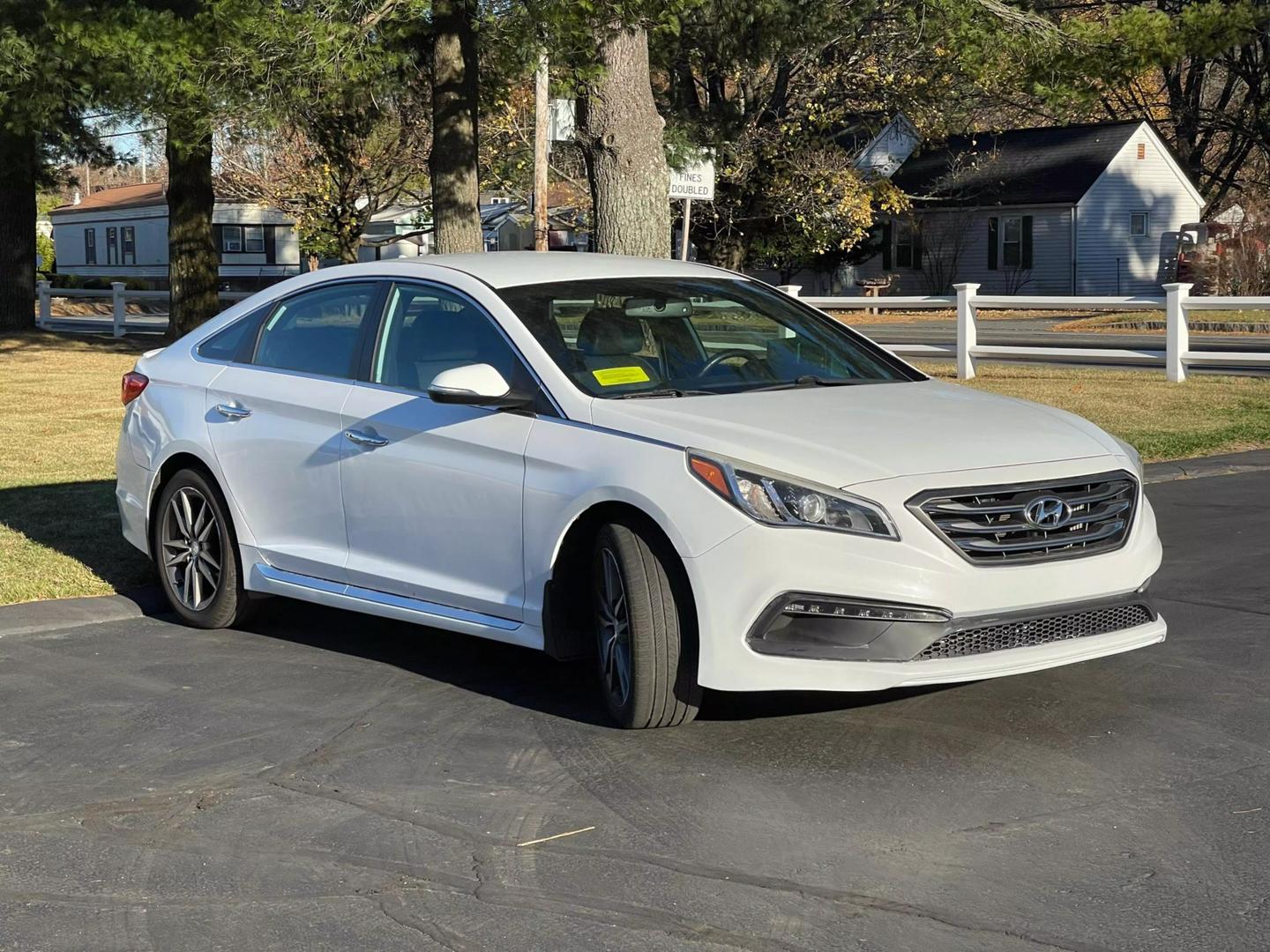 2015 Hyundai Sonata Limited photo 3