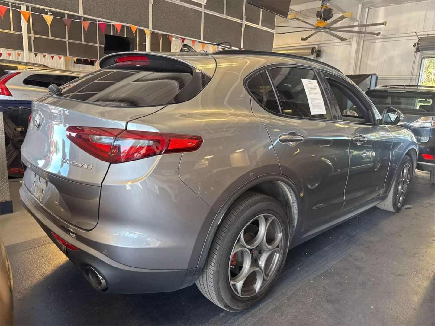 2018 Alfa Romeo Stelvio - Image 4