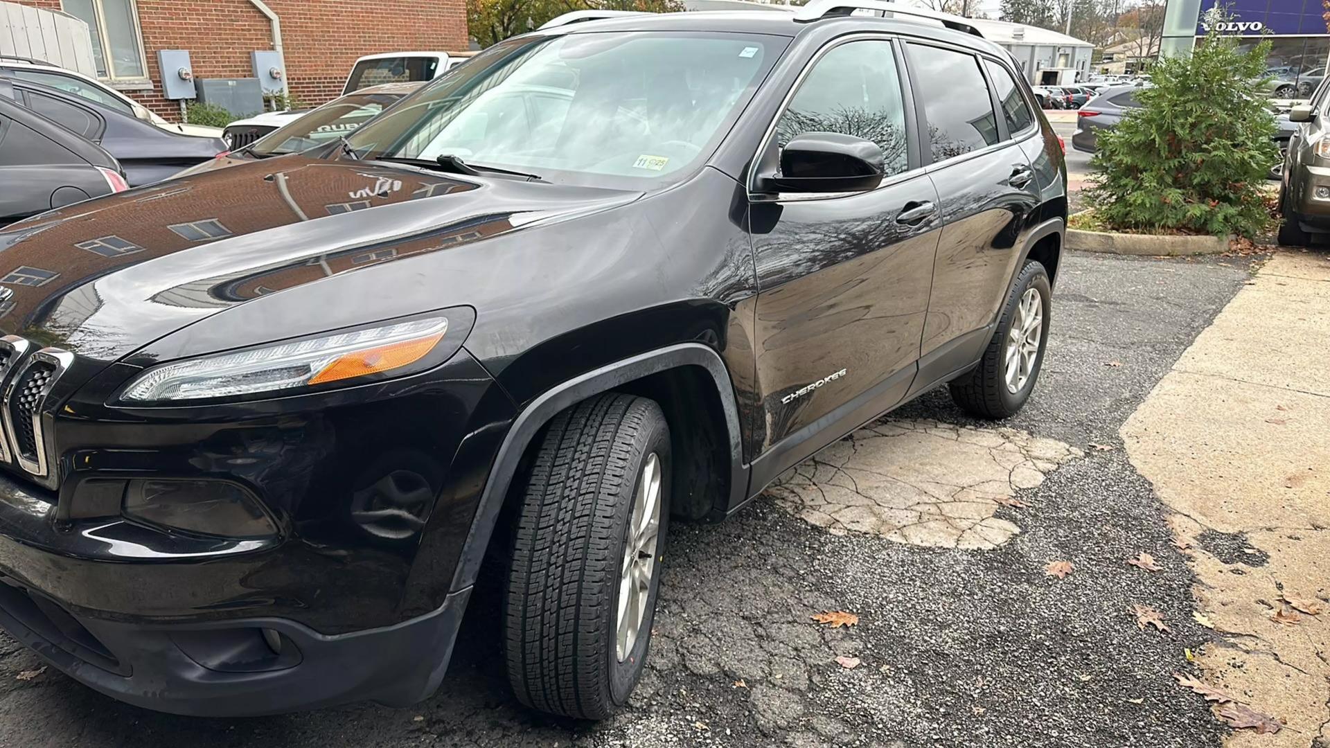 2015 Jeep Cherokee Latitude photo 6