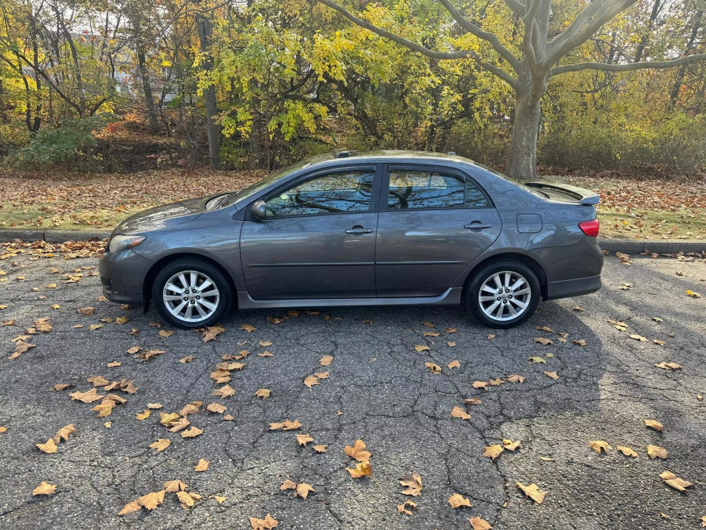 2010 Toyota Corolla S photo 7