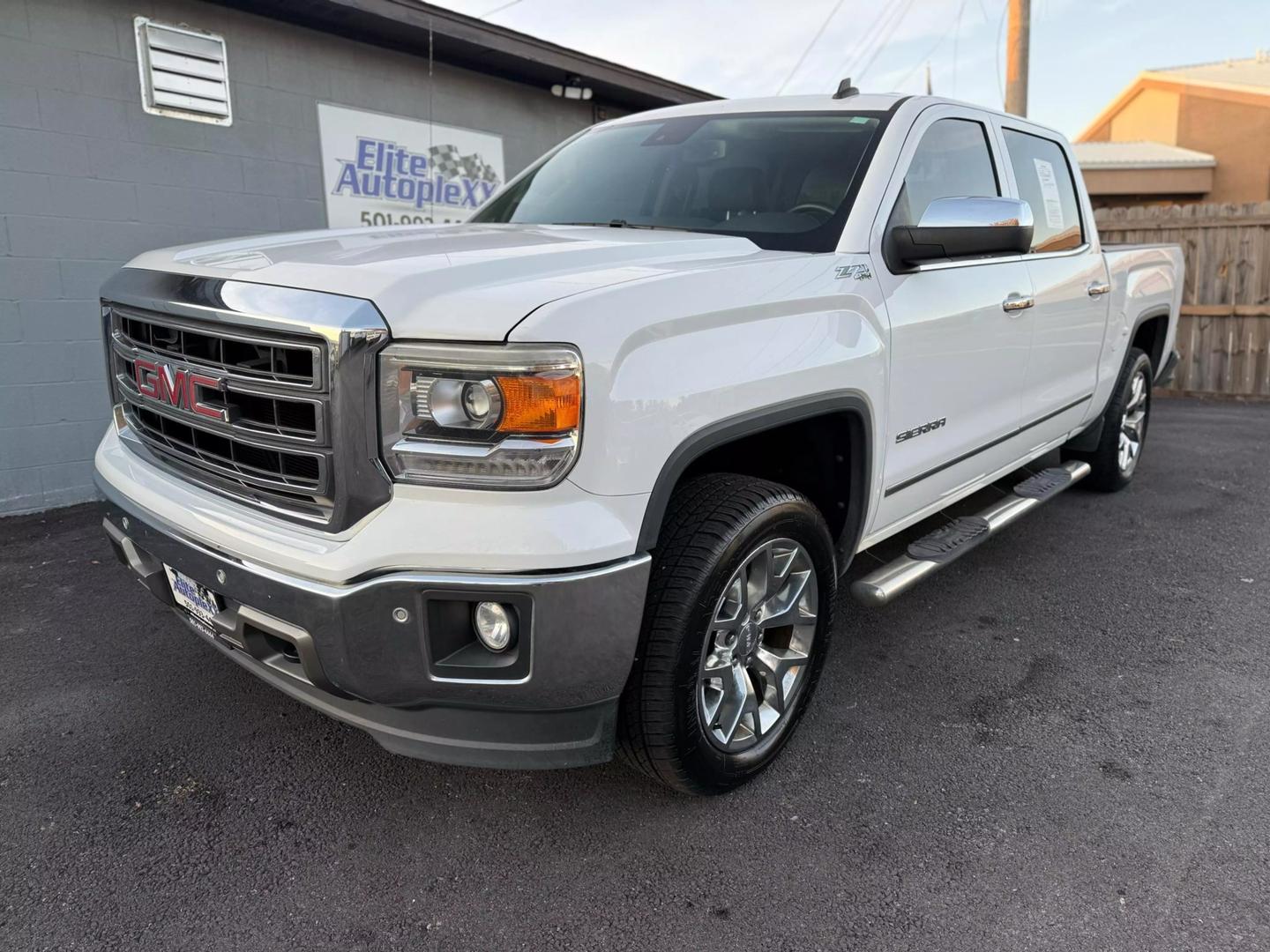 GMC Sierra 1500's photo