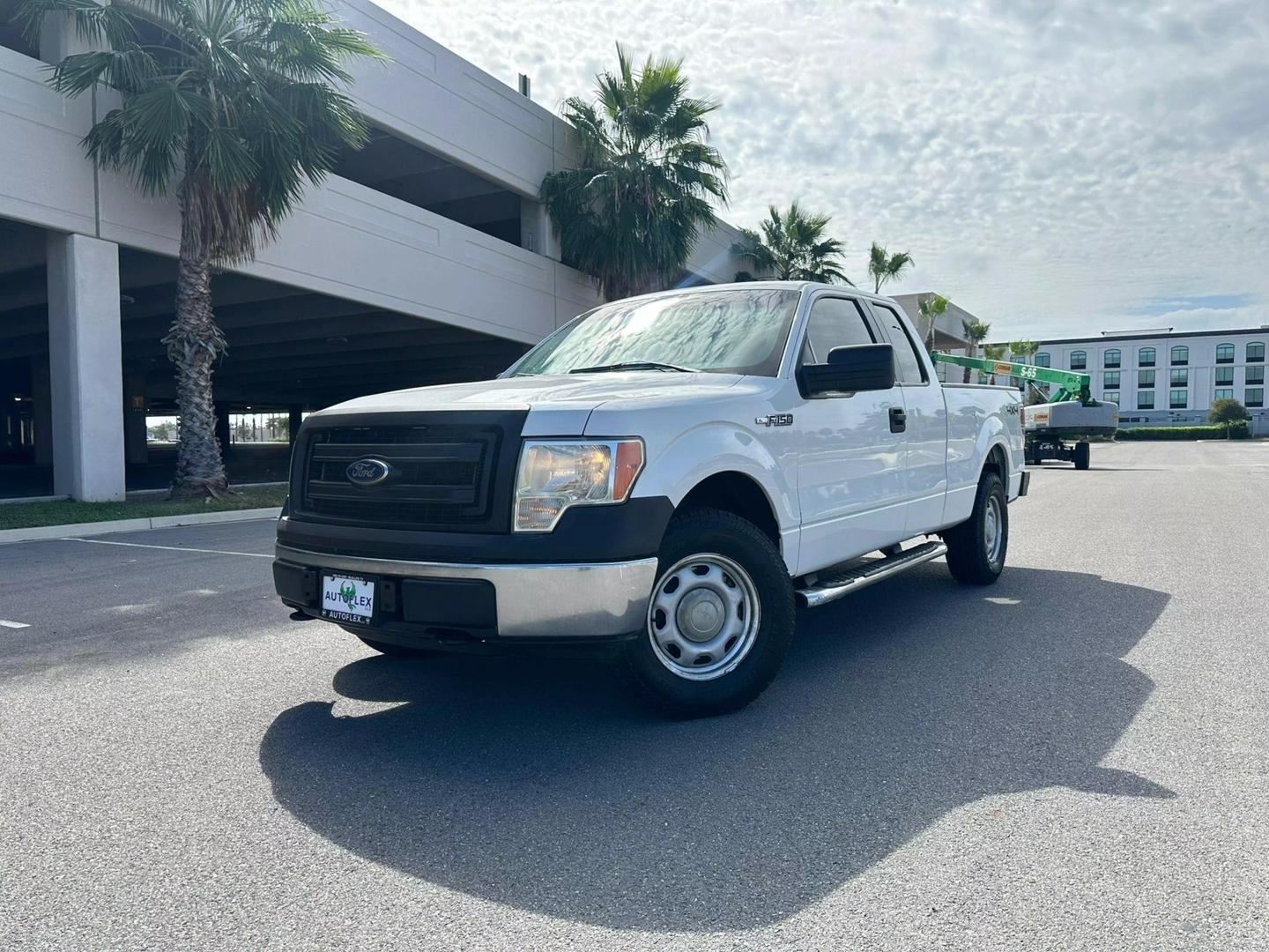 2014 Ford F-150 XL photo 4