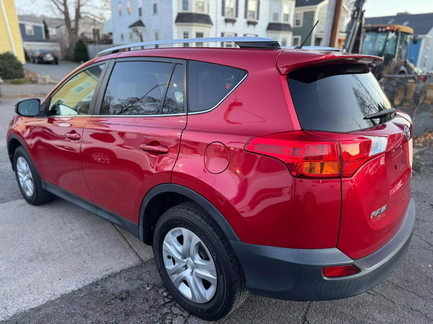 2015 Toyota RAV4 LE photo 7