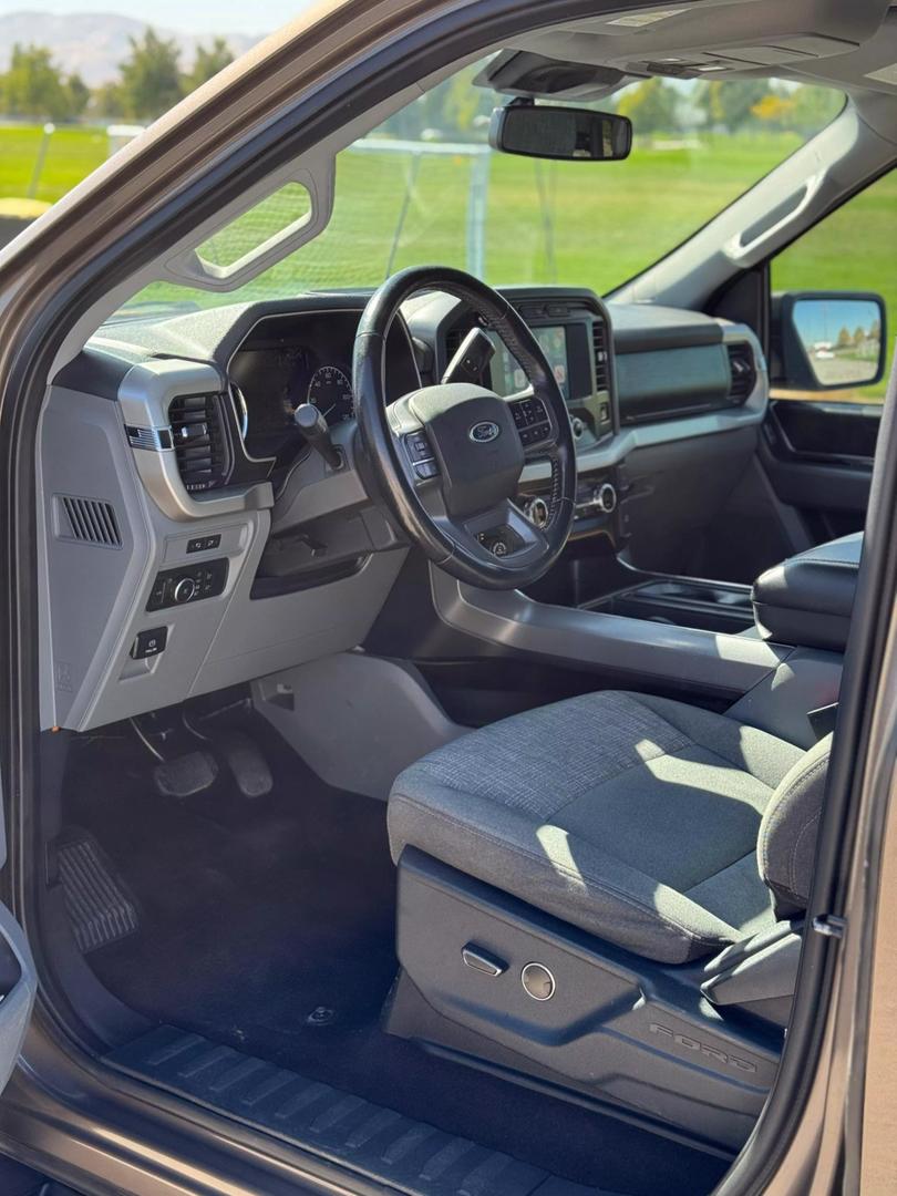 2021 Ford F-150 XLT photo 10