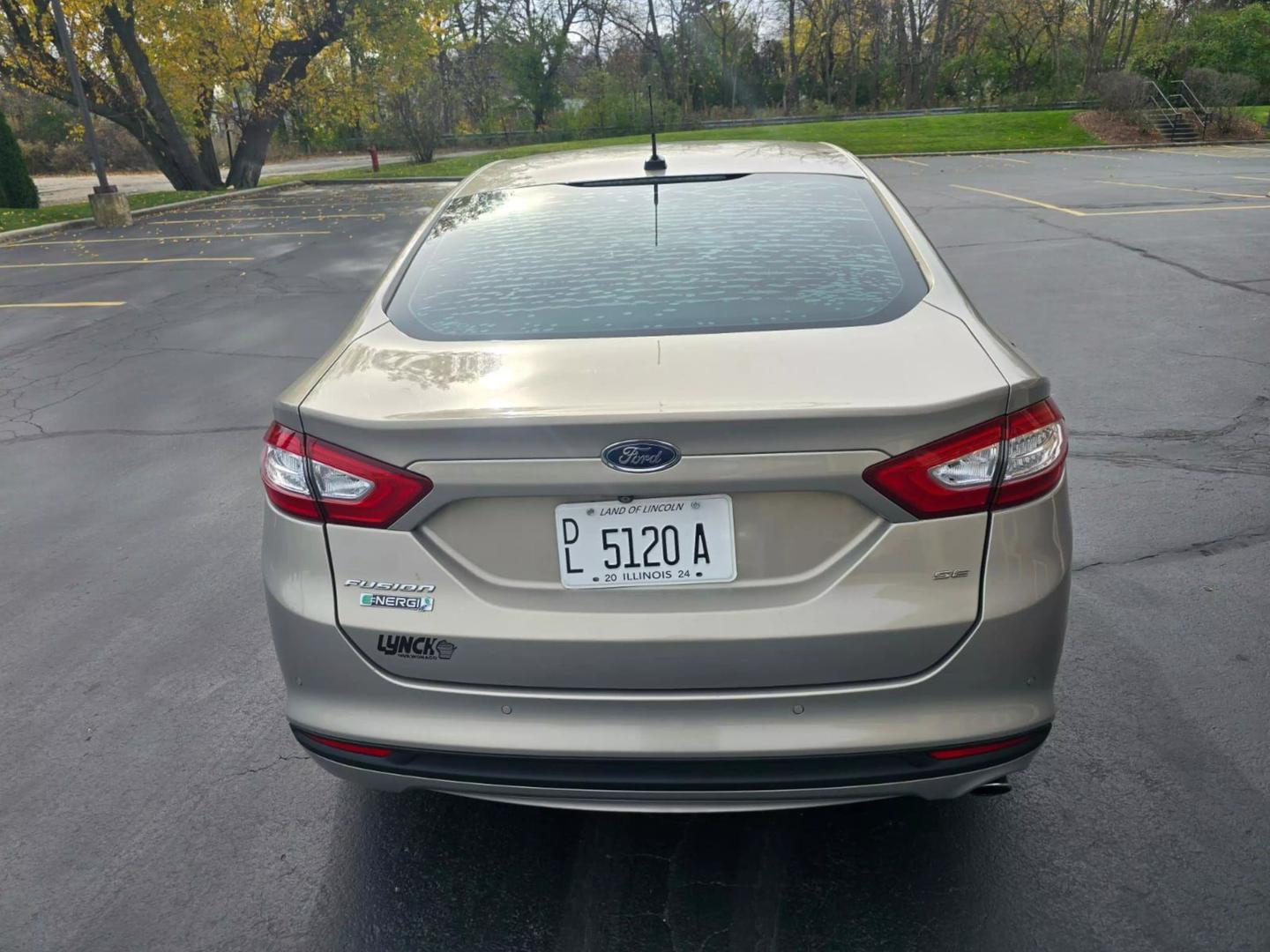 2015 Ford Fusion Energi SE Luxury photo 30