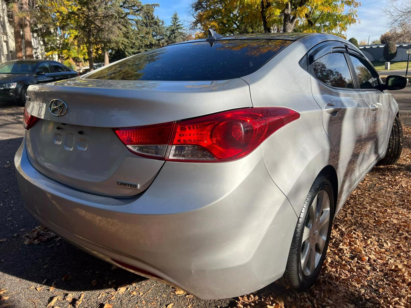 2013 Hyundai Elantra Limited photo 7