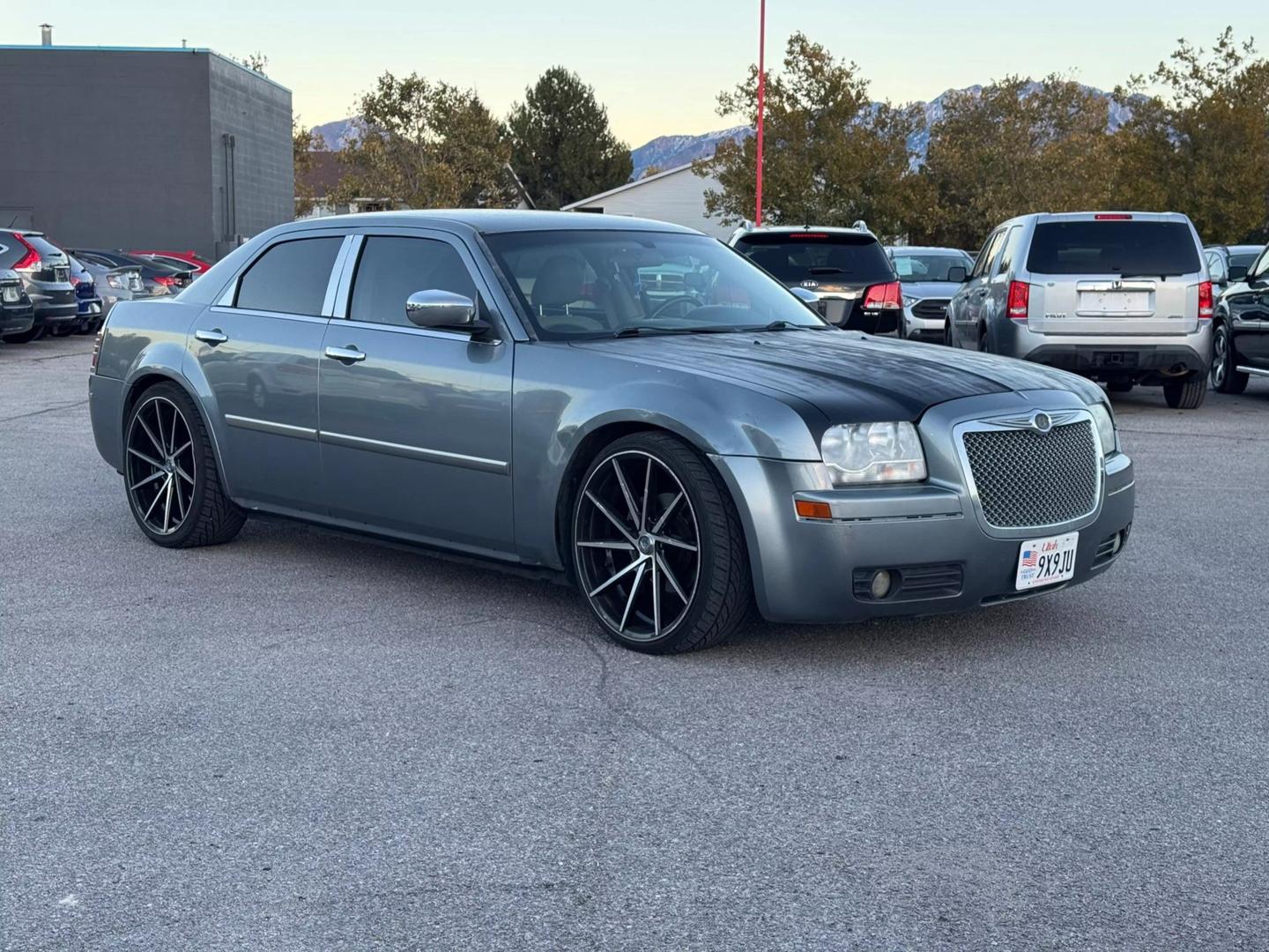 2007 Chrysler 300 Touring photo 3