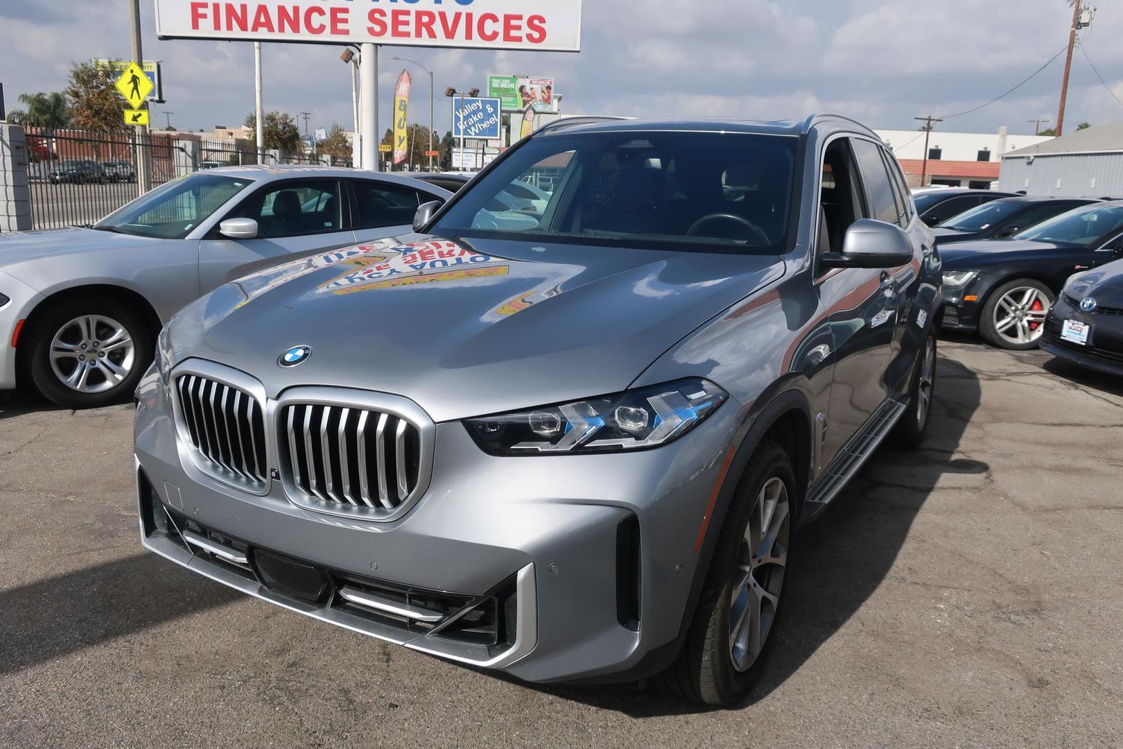 2024 BMW X5 40i photo 3