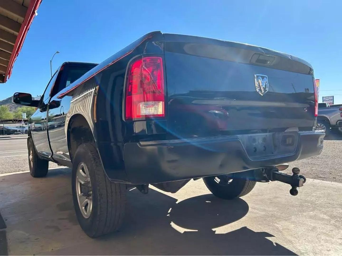 2015 RAM Ram 3500 Pickup Tradesman photo 3